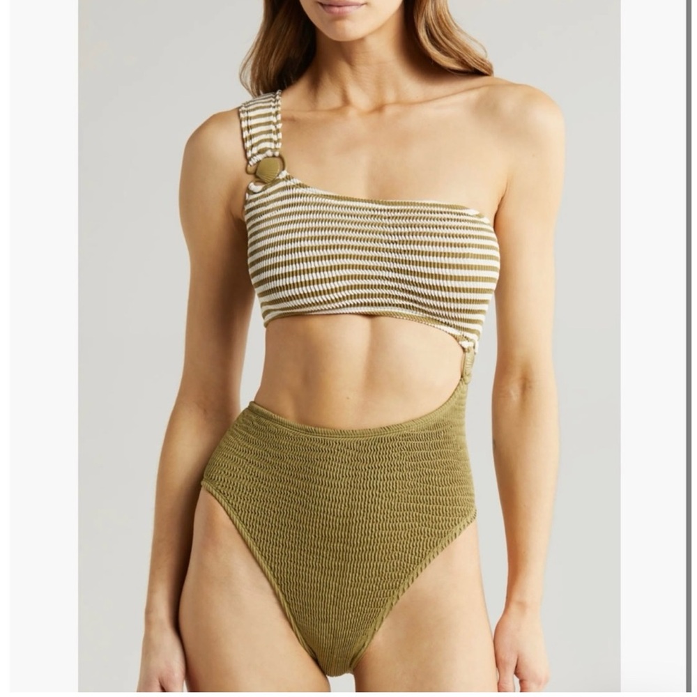 Cleonie Striped One-Shoulder Swimsuit